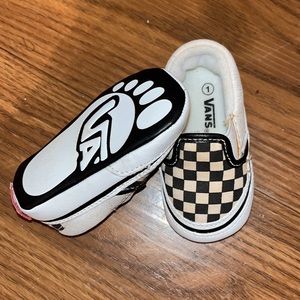Vans crib shoe size 1 never worn